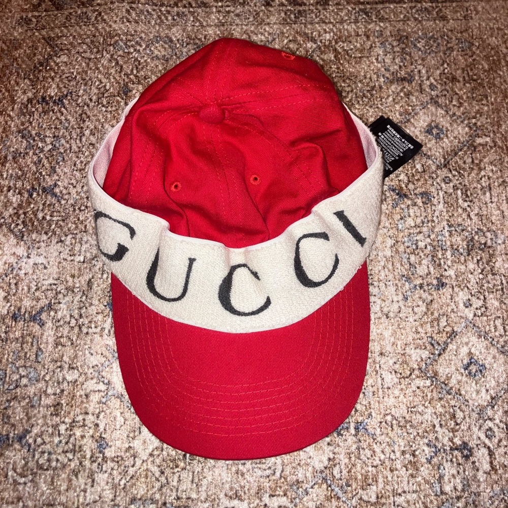 Gucci Authentic Red Gabardine Baseball Cap One Size Pre-Owned Excellent